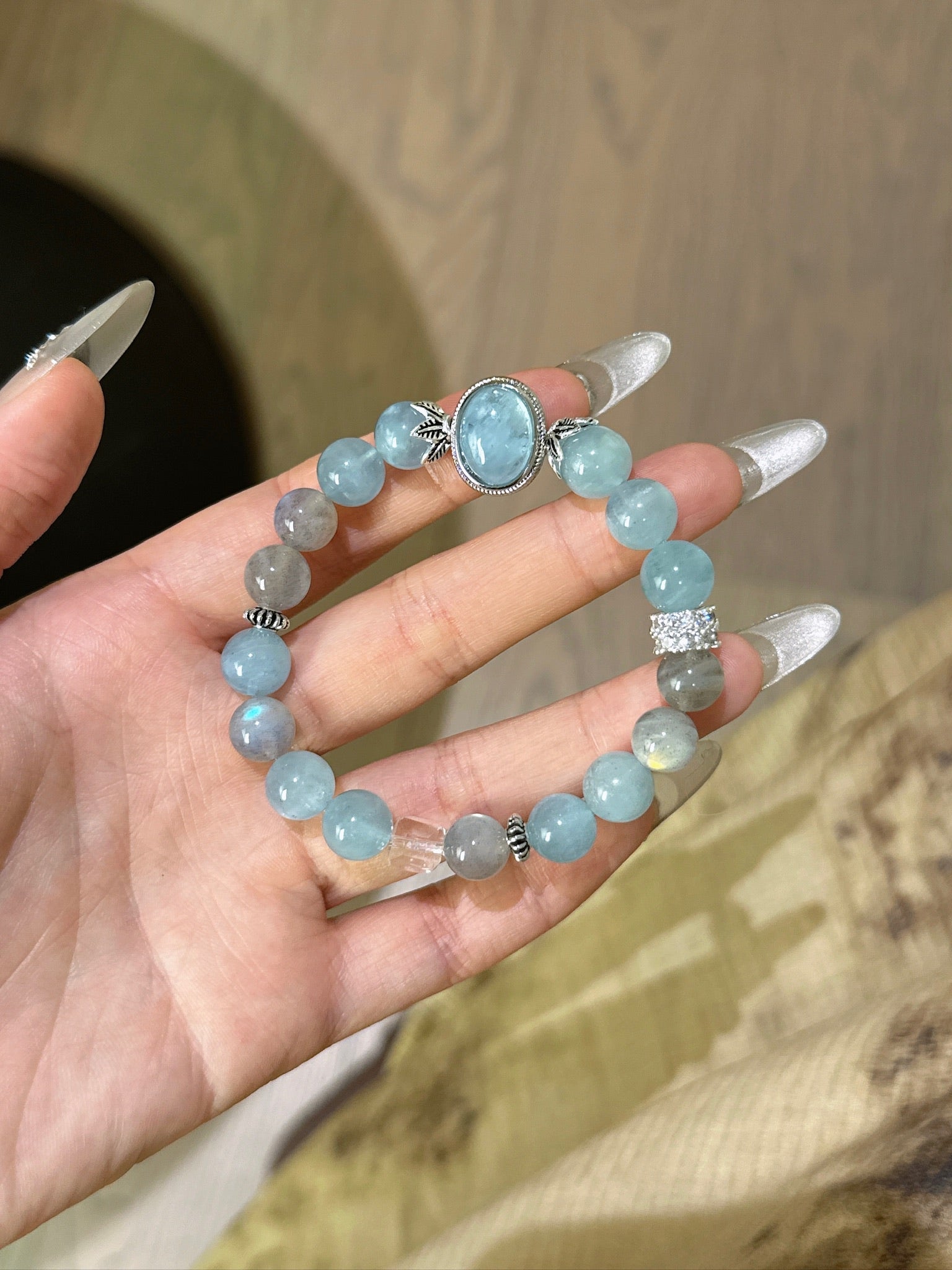 ▫️▪️ Aquamarine Grey Moonlight Box Bracelet